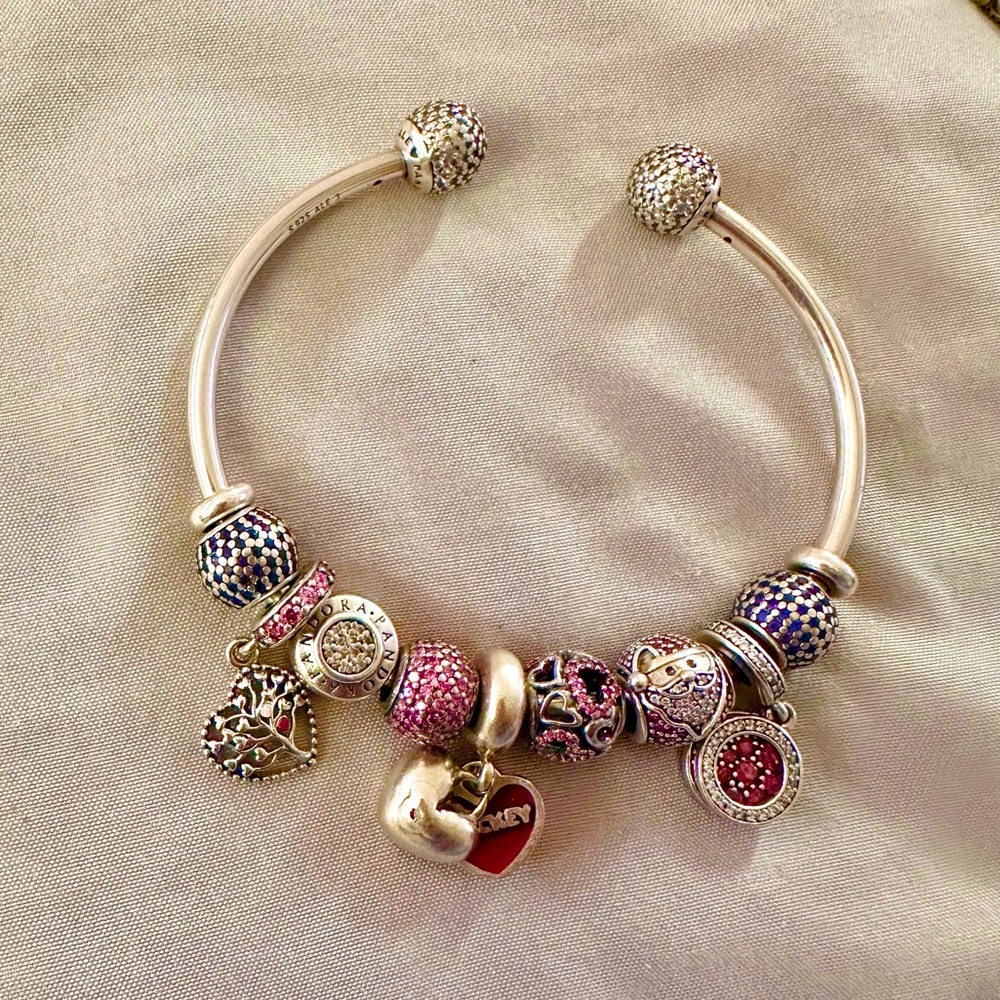 Pandora Pave ends Bangle Size 3 S925 ALE with 9 charms Dangles Set‼️Preowned‼️